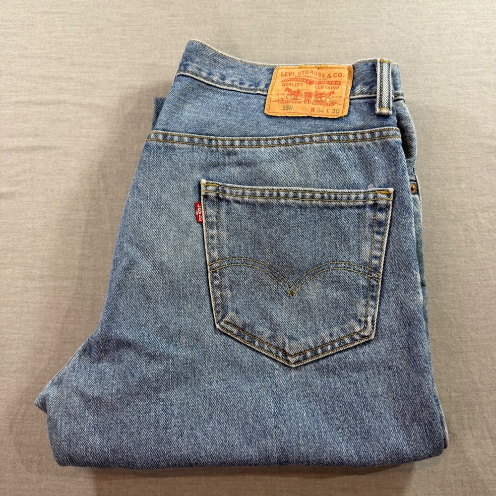Levi's 550 Relaxed Fit Jeans Mens 34x30 Blue Fair Distressed Vintage Tapered